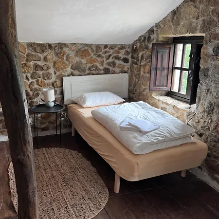 샬레 Casa De Aldea El Fusu Taranes